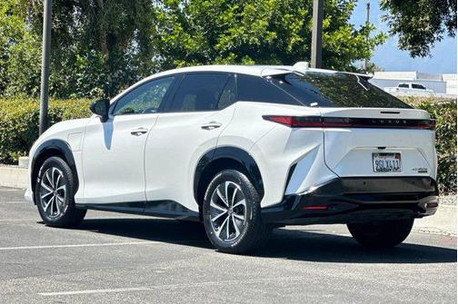 Eminent White Pearl 2023 Lexus RZ 450e Premium