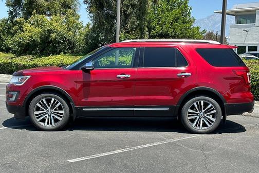 Maroon 2017 Ford Explorer Platinum