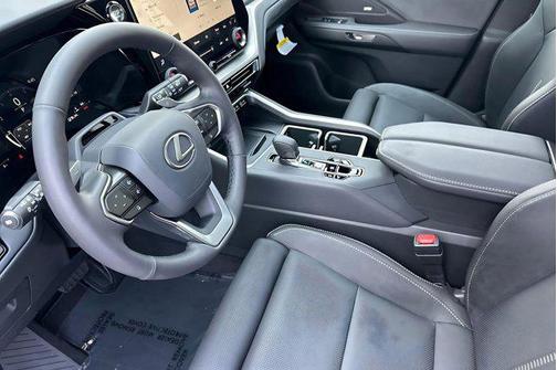 Wind Chill Pearl 2026 Lexus TX 350 Luxury