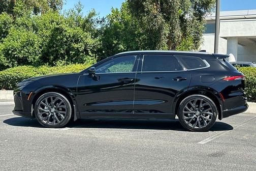 Black 2026 Toyota Crown Signia Limited