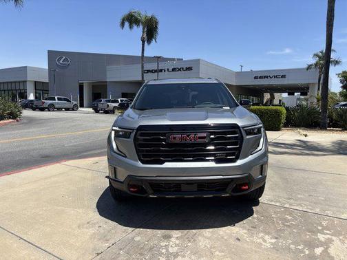 2024 GMC Acadia AWD AT4