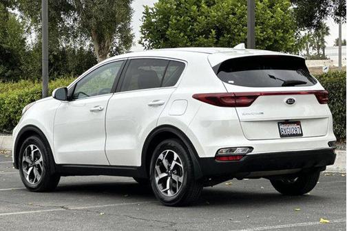 2022 Kia Sportage LX