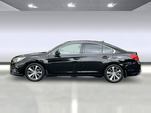 Crystal Black Silica 2018 Subaru Legacy Limited