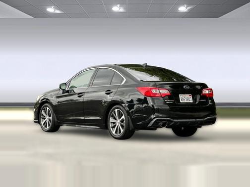 Crystal Black Silica 2018 Subaru Legacy Limited