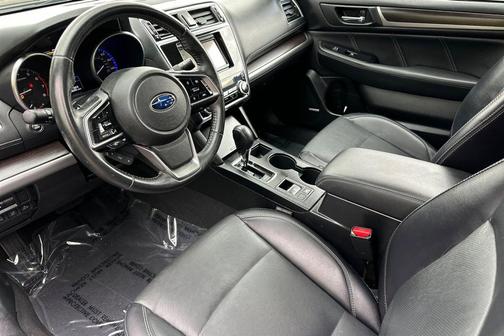 Crystal Black Silica 2018 Subaru Legacy Limited