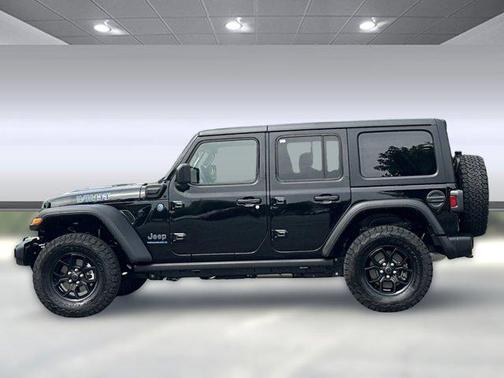 2025 Jeep Wrangler 4xe Willys