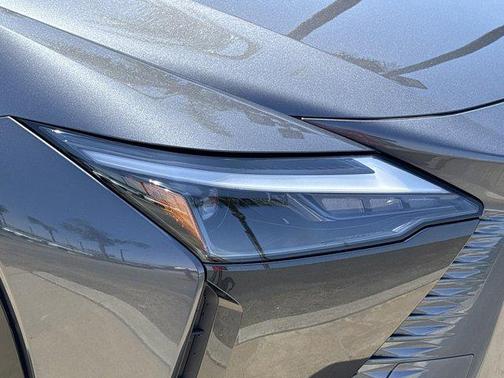 2025 Lexus RZ 300e RZ 300e