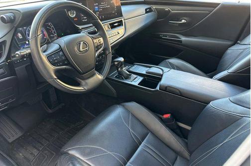 2022 Lexus ES 350 Luxury