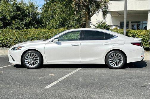2022 Lexus ES 350 Luxury