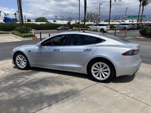2018 Tesla Model S 75D