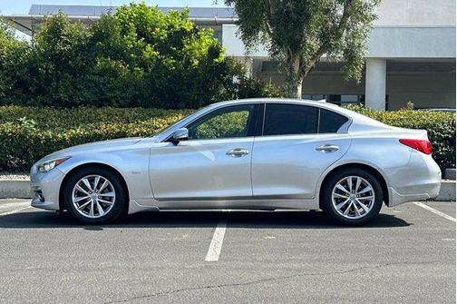 2017 INFINITI Q50 3.0t Signature Edition