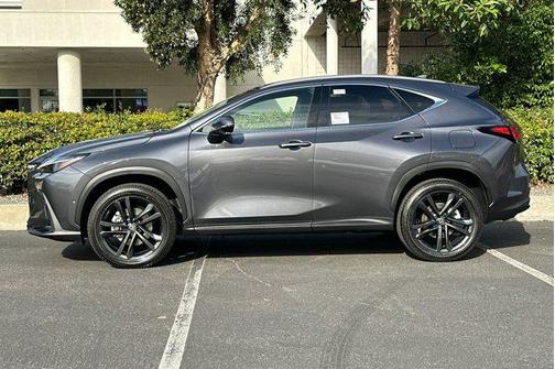 2026 Lexus NX 450h+ Luxury