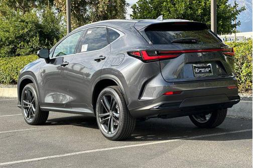 2026 Lexus NX 450h+ Luxury