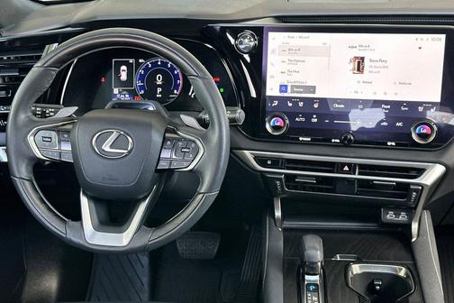 Eminent White Pearl 2023 Lexus RX 350 Premium