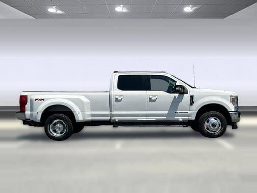 Star White Metallic Tri-Coat 2021 Ford F-350 Lariat