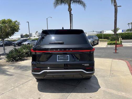 2025 Lexus TX 500h F SPORT Premium