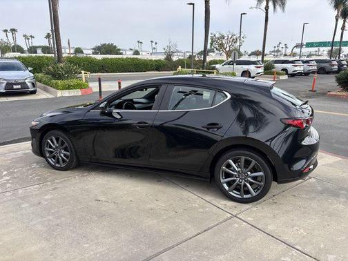 2022 Mazda Mazda3 FWD w/Preferred Package
