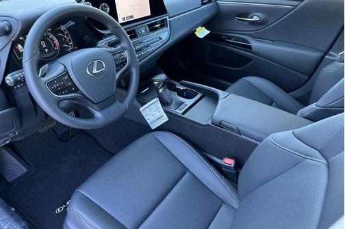 2025 Lexus ES 350 Base