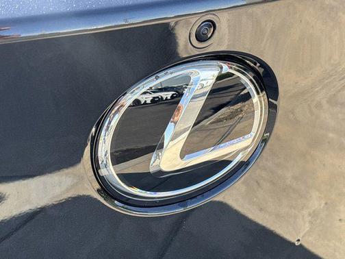 2025 Lexus RZ 300e RZ 300e Premium