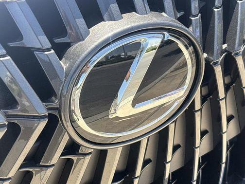 2025 Lexus ES 300h Base