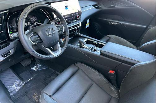 Eminent White Pearl 2026 Lexus RX 450h+ Base