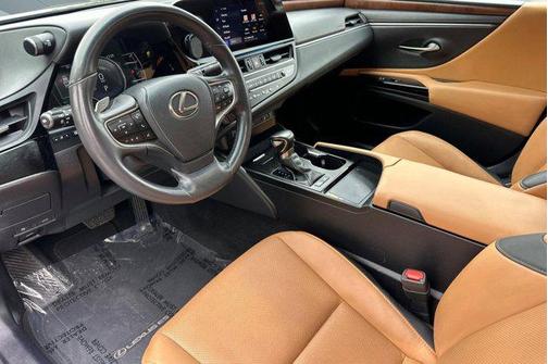 Caviar 2024 Lexus ES 300h Base
