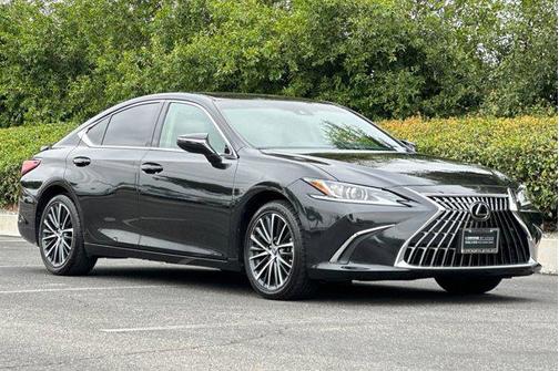 Caviar 2024 Lexus ES 300h Base