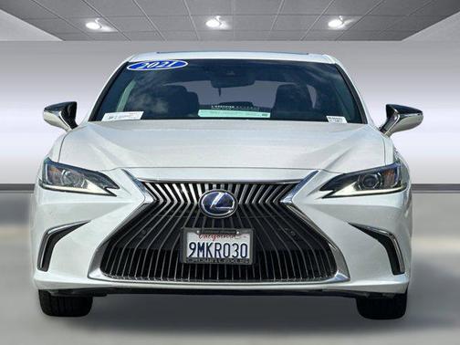 2021 Lexus ES 300h Base