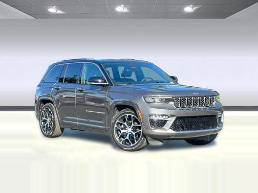 2023 Jeep Grand Cherokee Summit