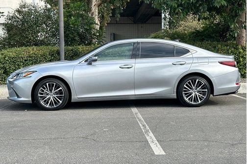 2024 Lexus ES 350 Base