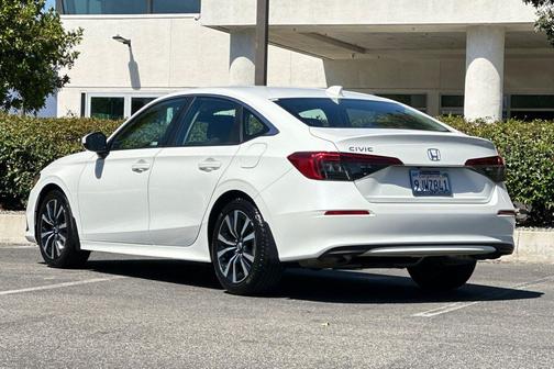 Platinum White Pearl 2024 Honda Civic EX