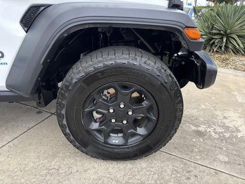 2023 Jeep Wrangler 4xe Base