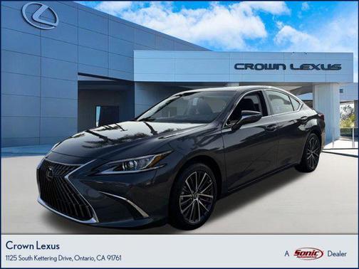 2025 Lexus ES 300h Base