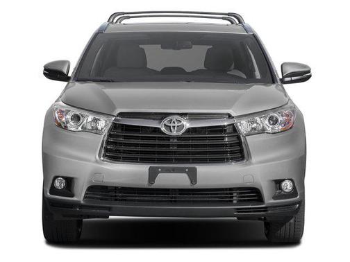 Midnight Black Metallic 2016 Toyota Highlander XLE