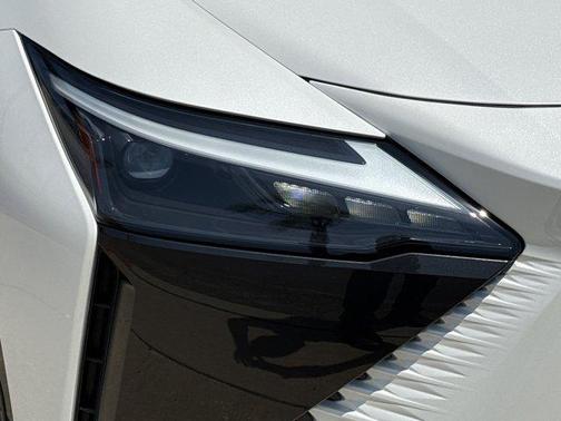 2025 Lexus RZ 450e RZ 450e
