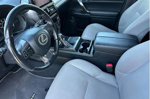 2023 Lexus GX 460 Base