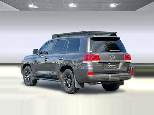2020 Toyota Land Cruiser Base