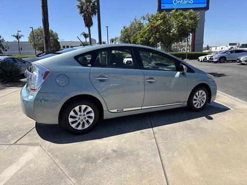 2013 Toyota Prius Plug-in Advanced