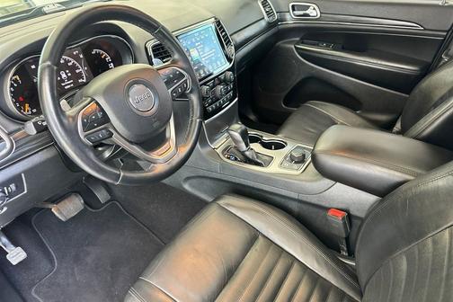 Diamond Black Crystal Pearlcoat 2020 Jeep Grand Cherokee Limited X