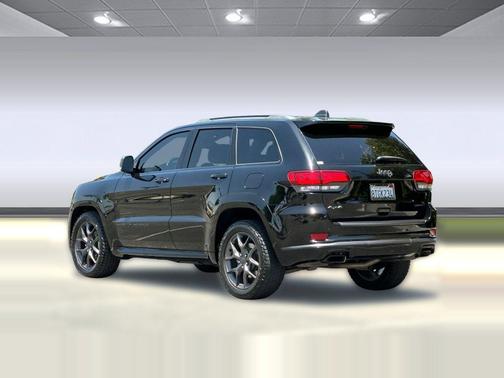 Diamond Black Crystal Pearlcoat 2020 Jeep Grand Cherokee Limited X