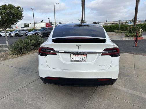 2021 Tesla Model X Long Range Dual Motor All-Wheel Drive
