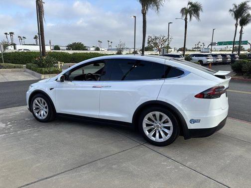 2021 Tesla Model X Long Range Dual Motor All-Wheel Drive