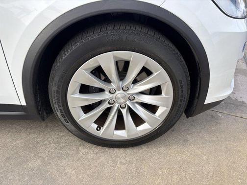 2021 Tesla Model X Long Range Dual Motor All-Wheel Drive