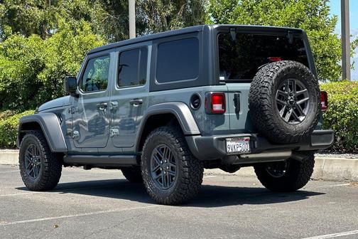 Anvil Clearcoat 2025 Jeep Wrangler Sport S