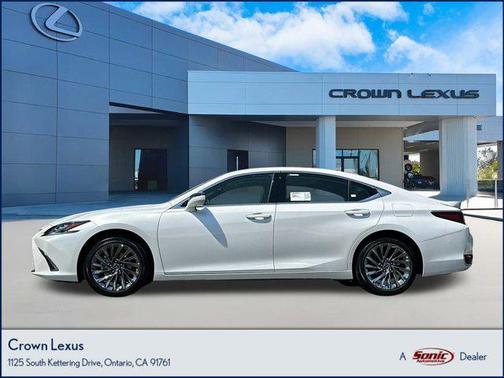 2025 Lexus ES 300h Luxury