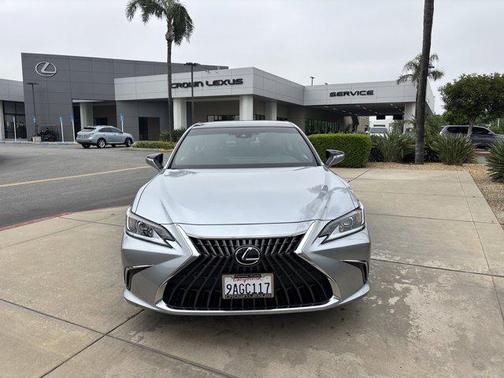 2022 Lexus ES 350 Base