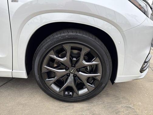 2025 Lexus TX 500h F SPORT Premium