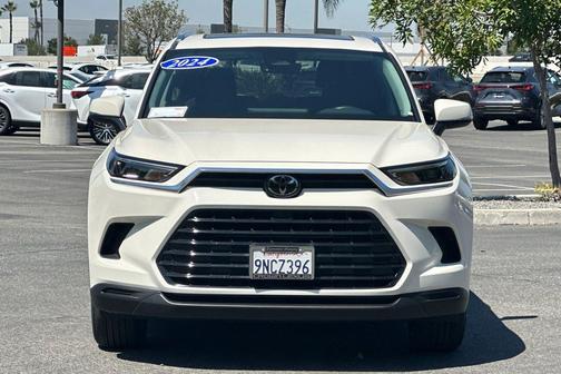White 2024 Toyota Grand Highlander Hybrid XLE