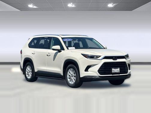 White 2024 Toyota Grand Highlander Hybrid XLE