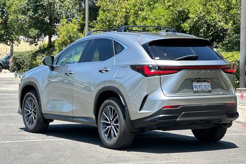 Atomic Silver 2025 Lexus NX 350h Premium